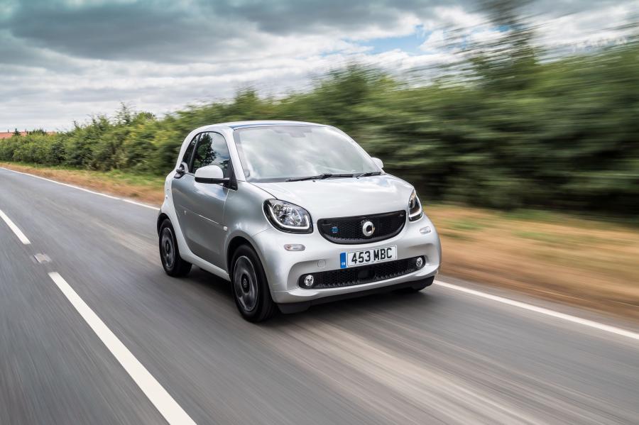  Smart EQ ForTwo Prime Coupe (C453) 2018 года  (UK) (фото 17 из 35)